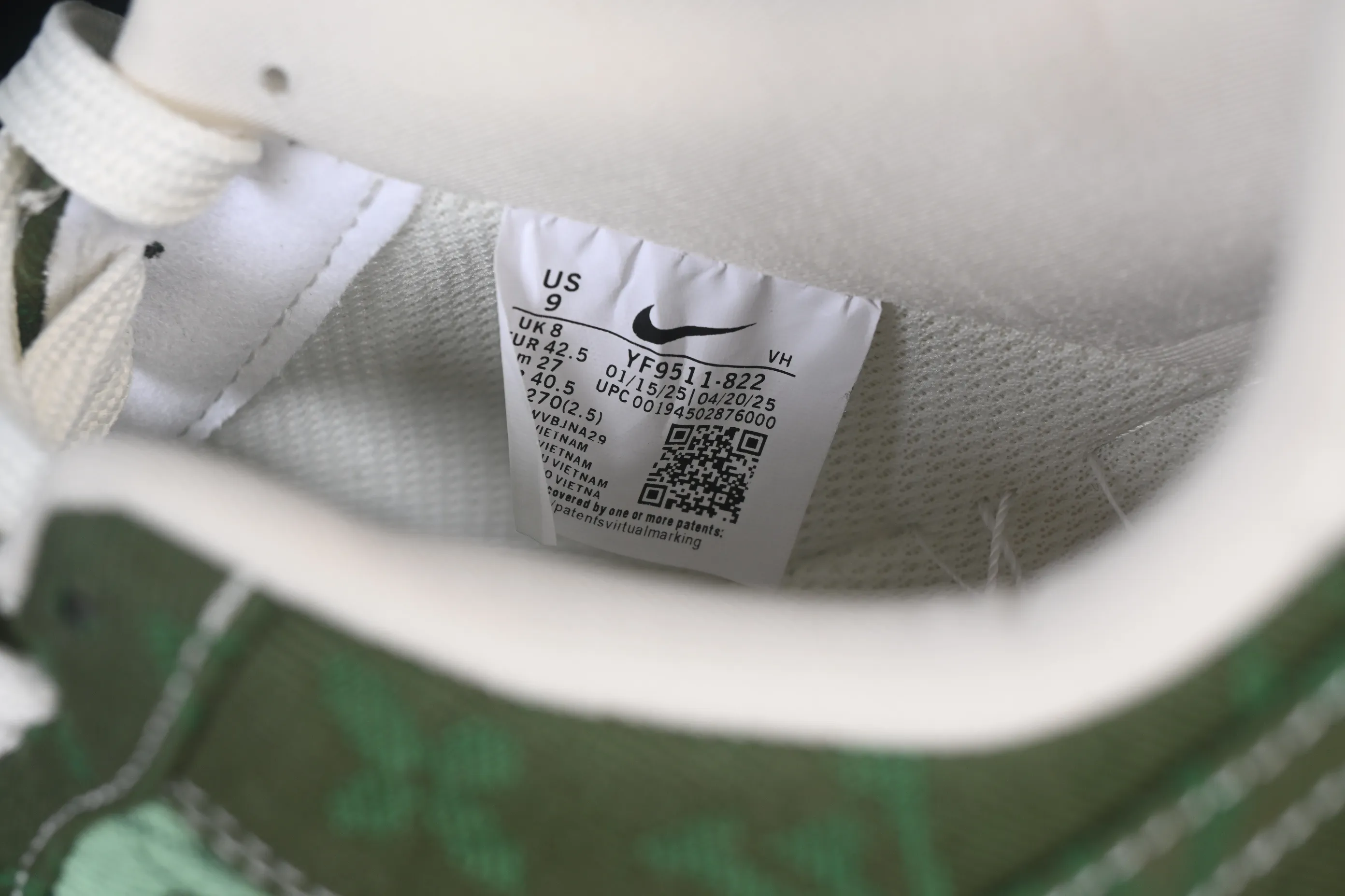 All categories Nk Air Force 1 Air Force series Nk Air Force 1 Low Air Force low top Nike Air Force 1'07 Low joint light green dark green Air Force 1 low top casual sneakers YF9511-822